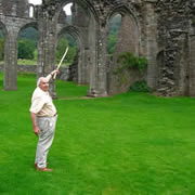 llananthony-abbey-obnoxious-british-tourist-01